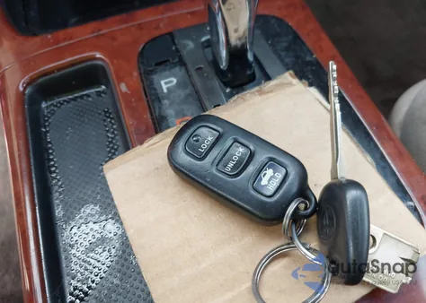 2004 Toyota Camry Xle из США, поврежденный, VIN 4T1BE32K94U913053